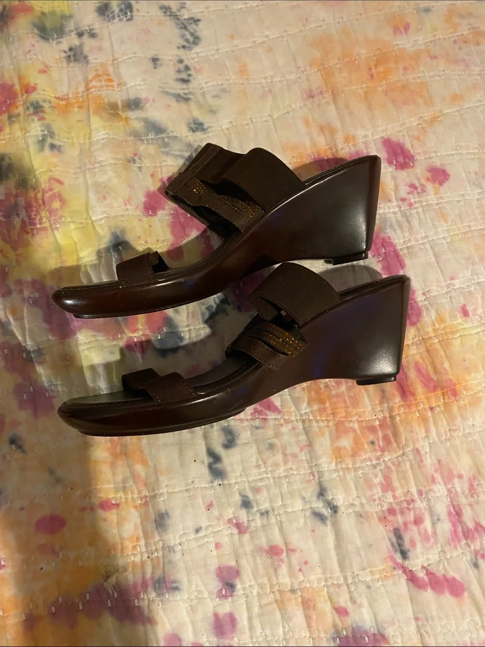 Italian Shoemakers Brown Wedge Sandall embellished Golden Brown beading S 8
